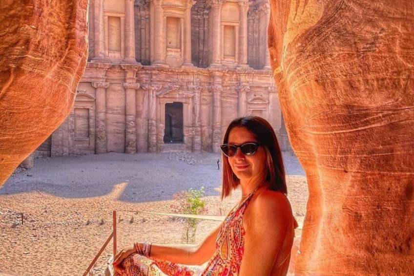 Petra and Pink Lake Private Guided Tour 4