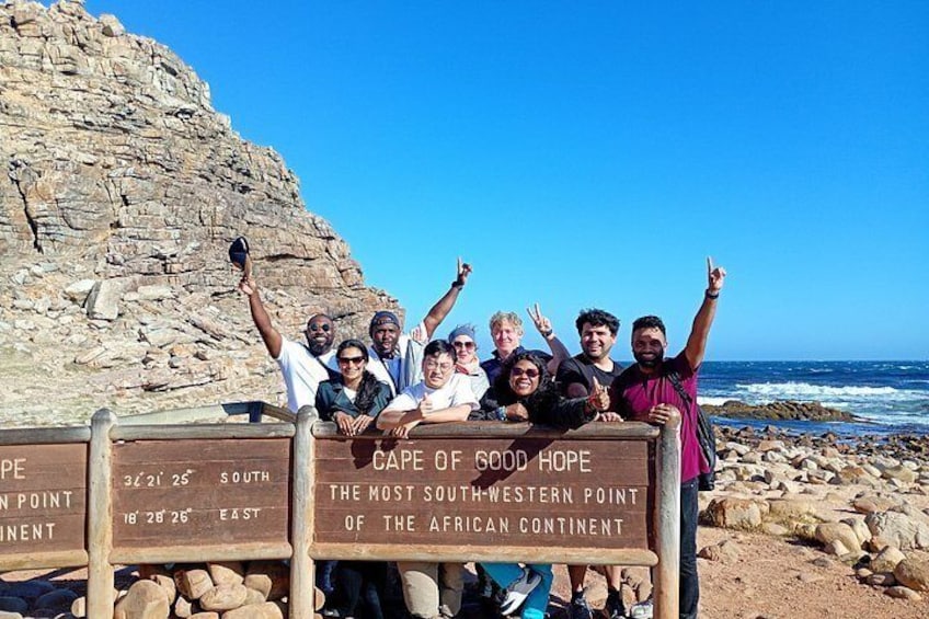 Cape peninsula with African peguin and Seals 1