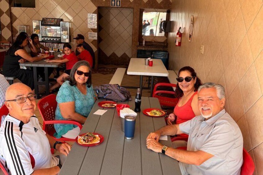 Private Vineyards Tour: Wine & Food Included 4
