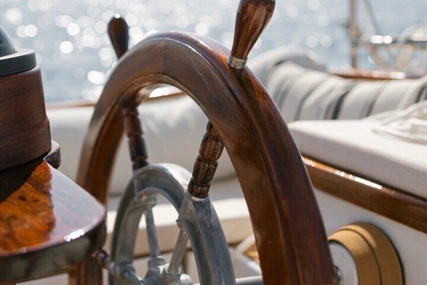 Private Sailing Charters in Panama City 5