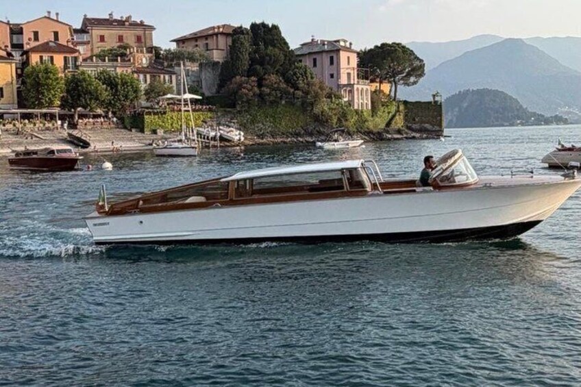 Private boat tour in Lake Como 2