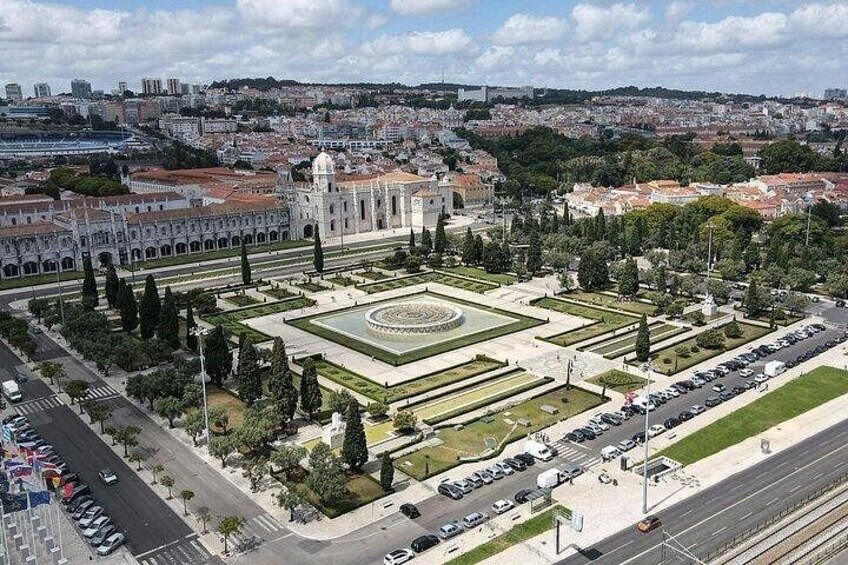 Jeronimos Monastery Entrance Tickets with Host 2
