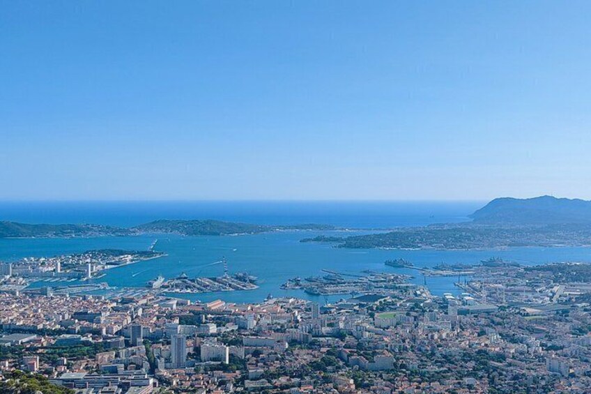 Guided Walking Tour of Toulon in english : Secrets and Stories 2