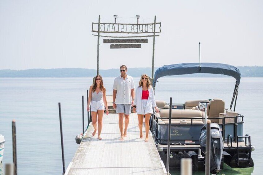 2-Hour Captain-Chauffered Luxury Pontoon Charter from Traverse City (4 yrs & up) 3