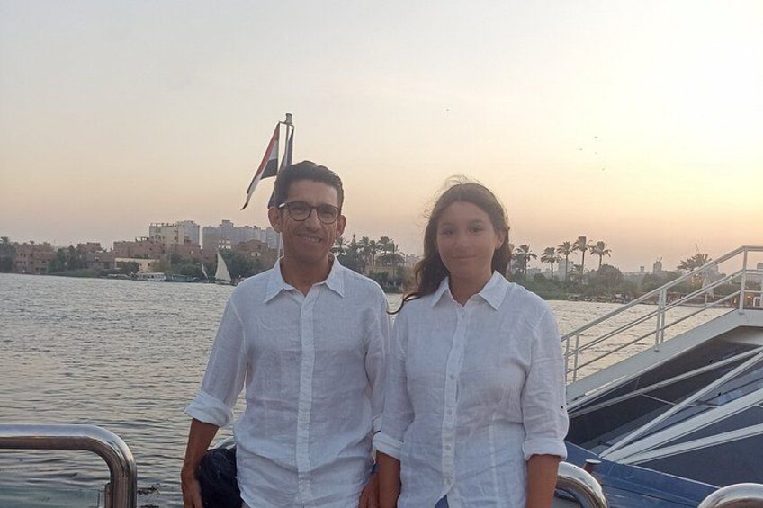 Nile Dinner Cruise with Egyptian Folklore and Folk Dance 3