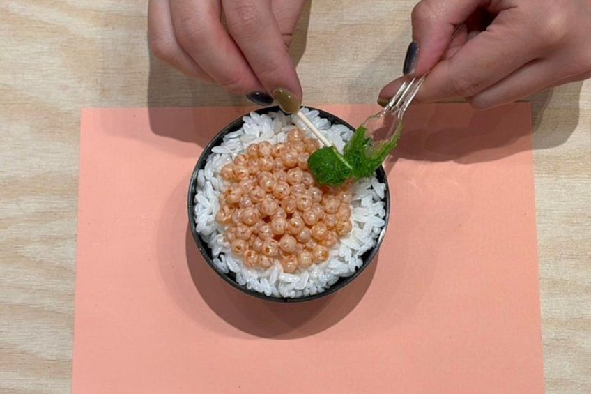 Salmon Roe Bowl Art & Lucky Capsule Toy: Win up to 5,000 JPY! 2