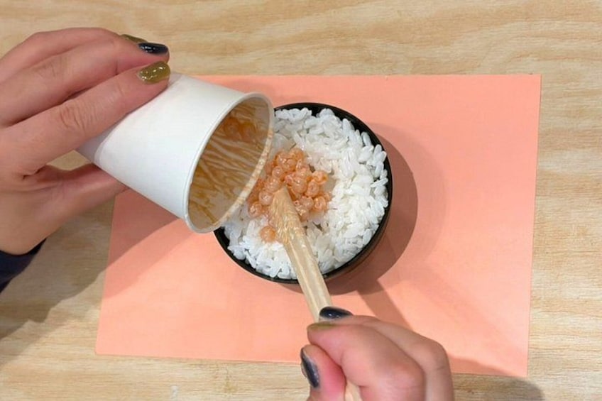 Salmon Roe Bowl Art & Lucky Capsule Toy: Win up to 5,000 JPY! 4