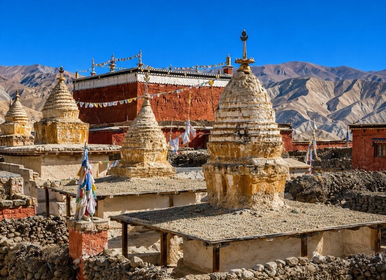 Picture 2 for Activity Upper Mustang 7-Day Jeep Tour – Lo Manthang to Muktinath 4