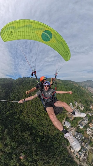 Picture 20 for Activity Niterói: Tandem Paragliding Flight with GoPro Photos & Video 5
