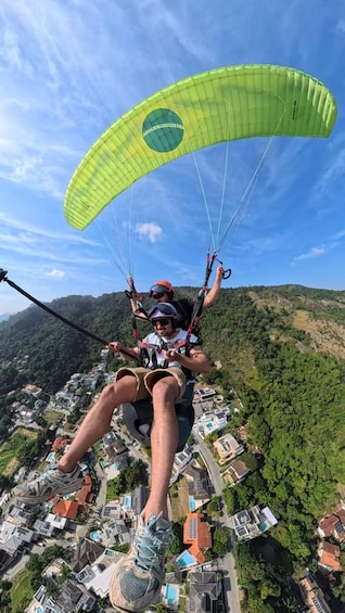 Picture 27 for Activity Niterói: Tandem Paragliding Flight with GoPro Photos & Video 3