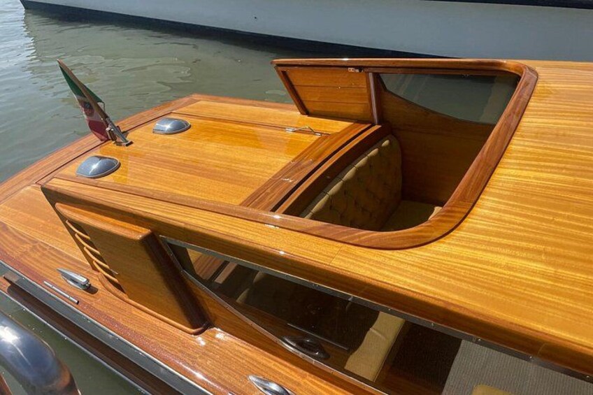 Venice Private Water Taxi from your Hotel to Santa Lucia Station 4