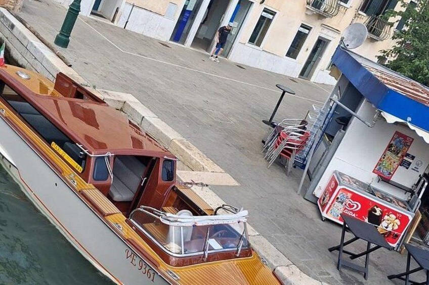 Venice Private Water Taxi from your Hotel to Santa Lucia Station 5