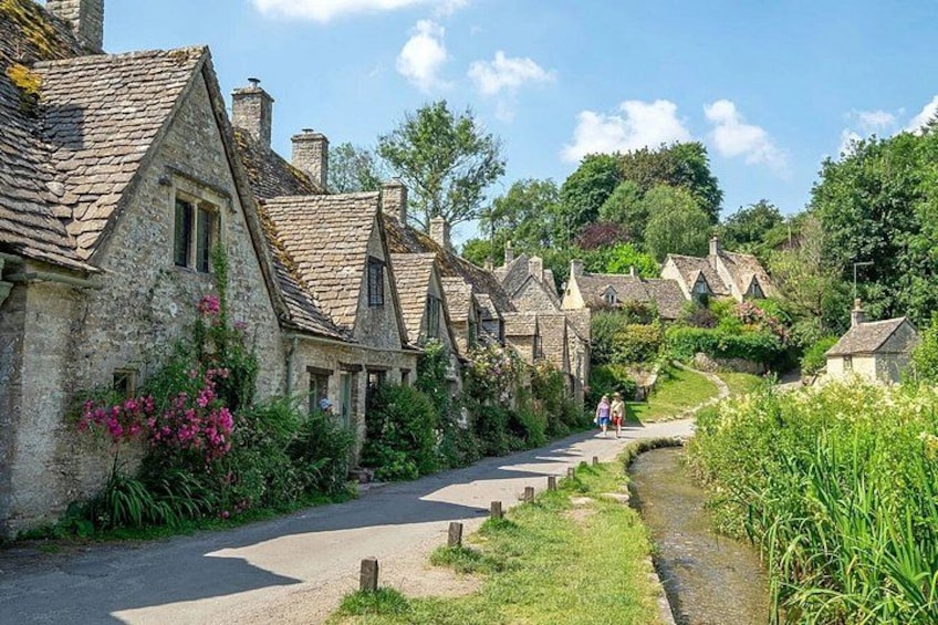 A stone village with narrow roads and traditional houses. 1