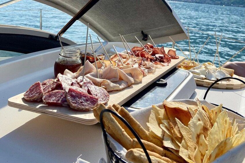 Aperitif and wine 1