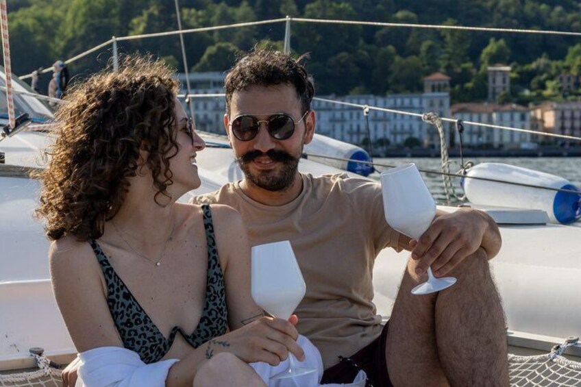 4 hours tour on a Private Catamaran on Lake Como with Aperitif 3