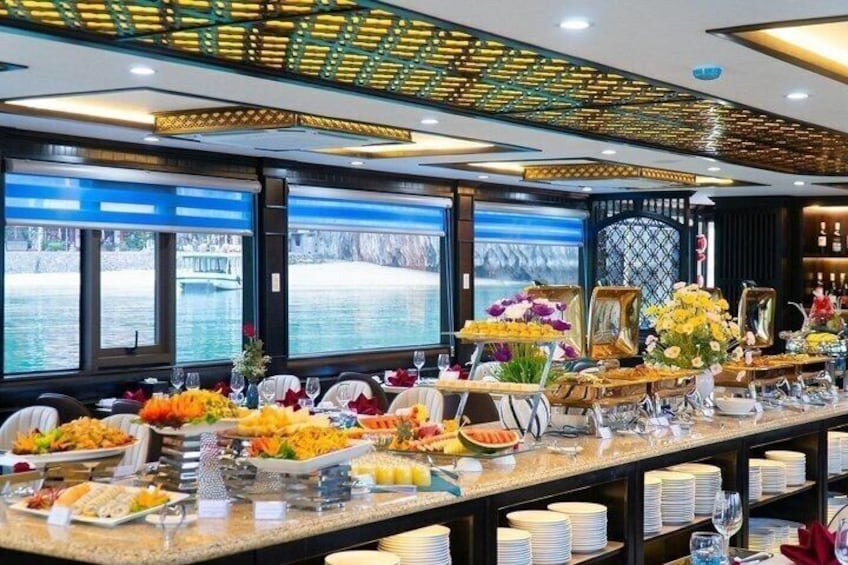 Aurora Day Cruise Luxury in Ha Long Bay 5