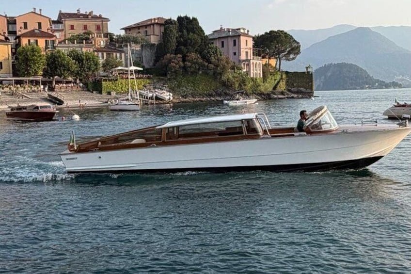 Boat tour to bellaggio and varenna 3