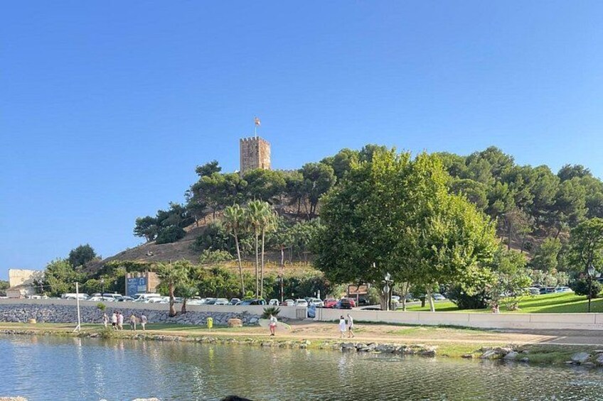 Tour and Drawing in Malaga. No previous experience 2