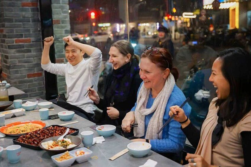 Shanghai Jade Buddha Temple and Local Food Tour 2