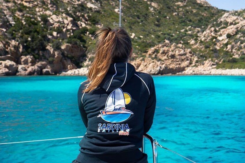 Tour Arcipelago Maddalena da Cannigione - Catamarano Sport 1 2