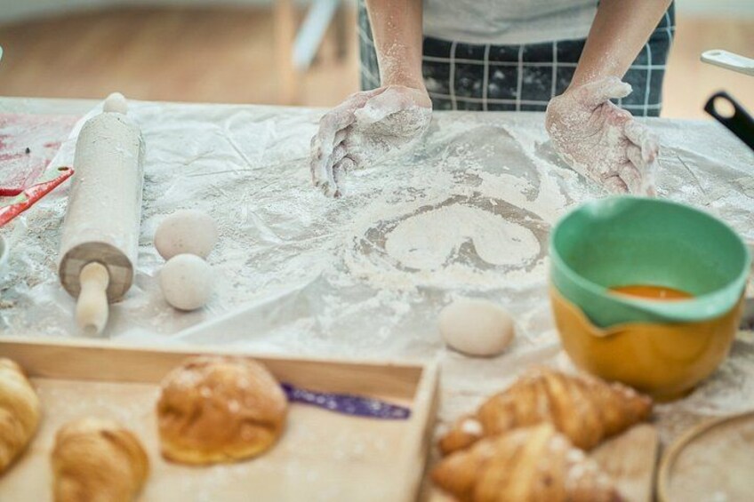 Make fresh pasta and Venetian Spritz Behind St.Mark Square 5