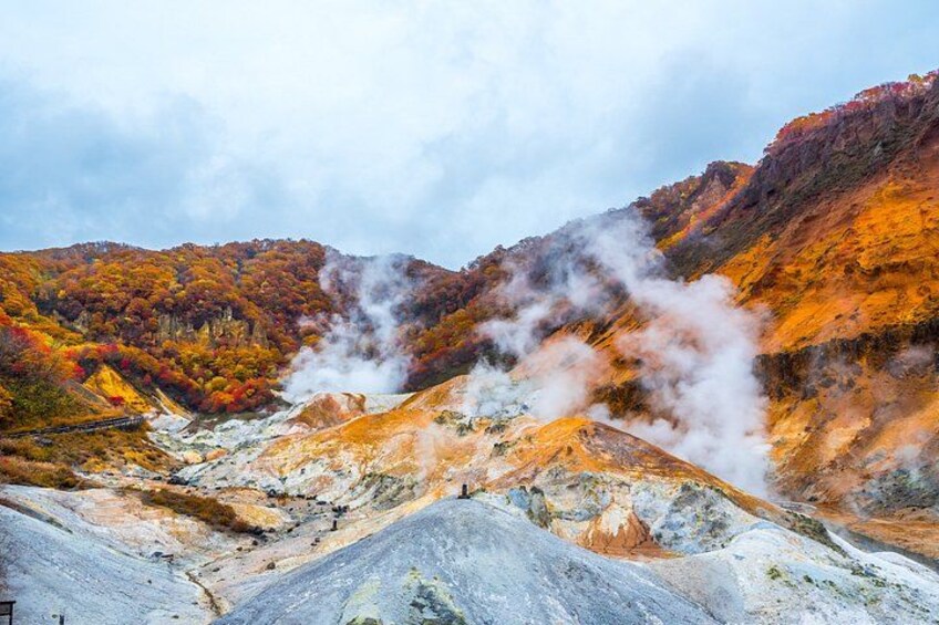 Noboribetsu, Lake Toya and Niseko Day Tour from Sapporo 3
