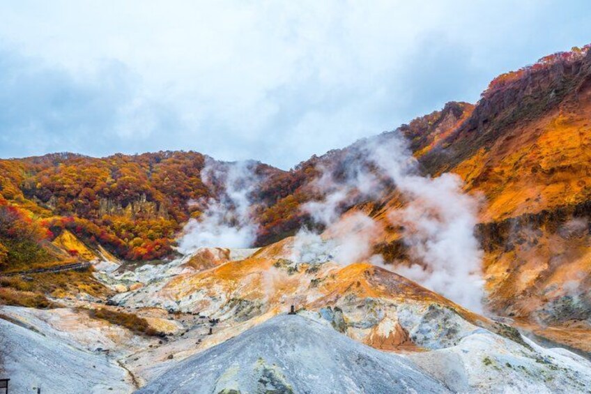 Noboribetsu, Lake Toya and Niseko Day Tour from Sapporo 3