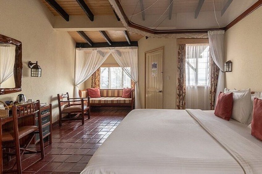 6 Days 5 Nights Kenya Safari Maasai Mara Nakuru and Naivasha Tour 5