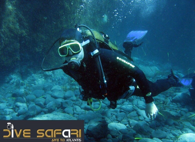 Santorini: Guided Diving Tour 1
