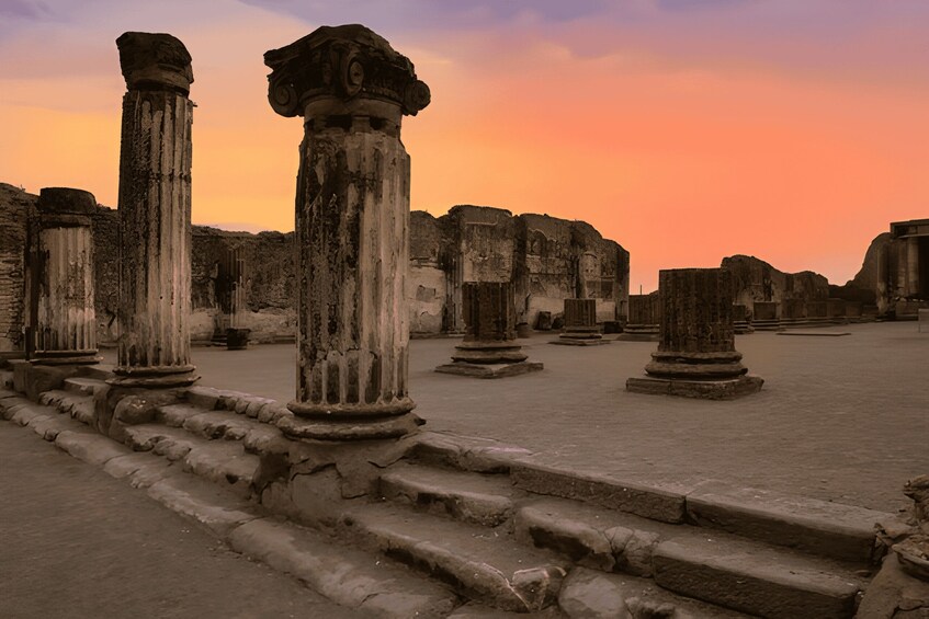 From Salerno: Classic Pompeii Guided Experience 1