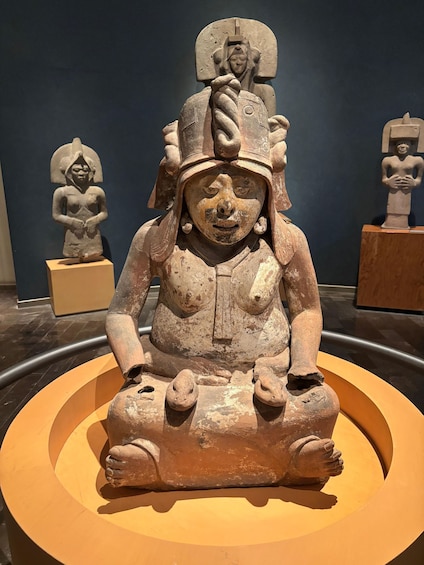 National Museum of Anthropology: A Journey into Mexico's Past - English lang. 1