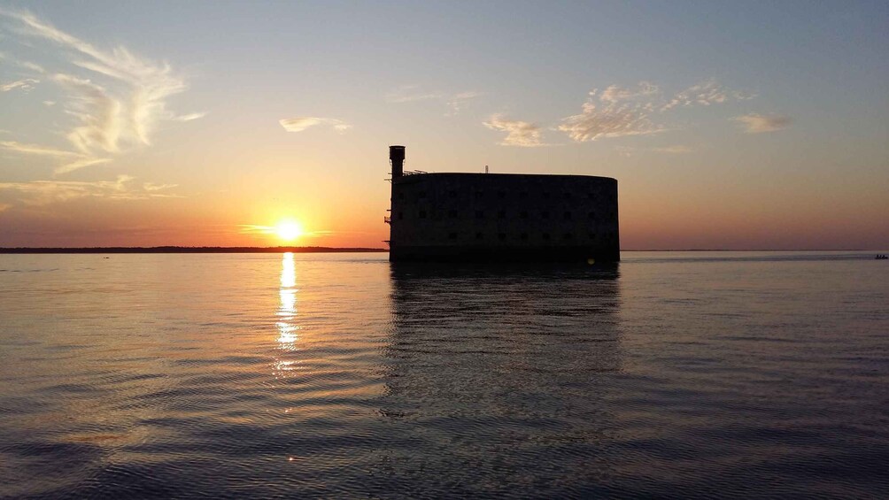 Picture 4 for Activity Oleron's Island - Boyardville IØ: FORT BOYARD, 1-hour cruise tour with commentary 2