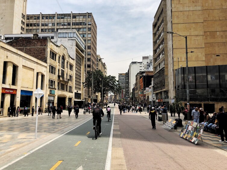 Bogotá City Tour: Panoramic Bus, Walking & Tastings 5