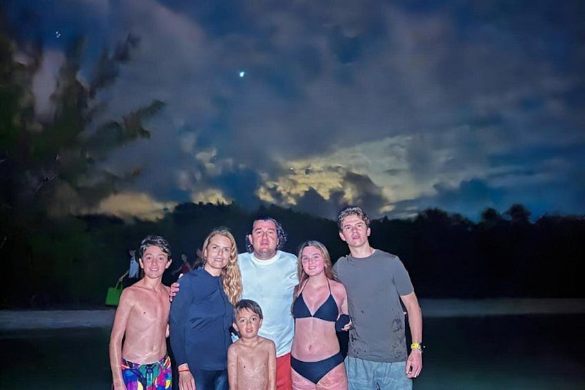 Holbox Bioluminescence Experience and Photo with Stars 4
