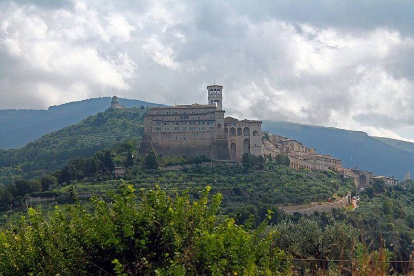 Private Day Trip to Assisi and the Umbria Countryside from Rome 1