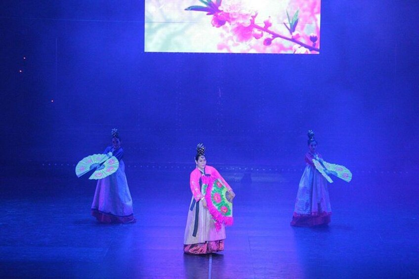 Siam Dragon Cabaret Show Ticket with Transfer in Chiang Mai 4