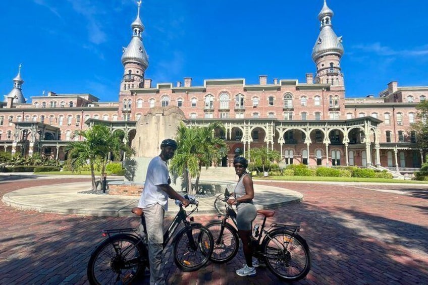 Ultimate Tampa E-Bike Sightseeing Tour 3