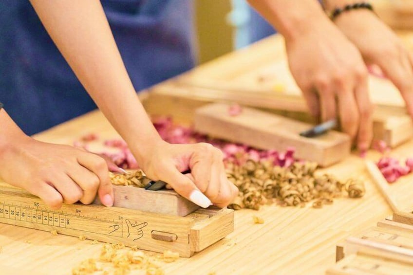Tokyo Shinjuku Chopstick Making Workshop 5