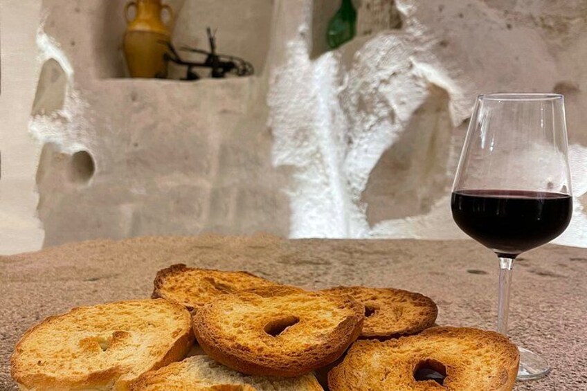 Matera : Local Products and Wine Tasting in Caves in the Sassi 5