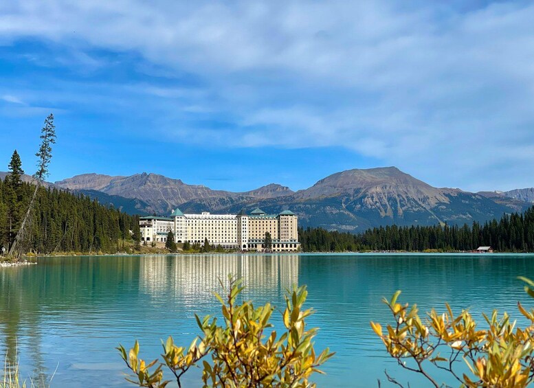 Picture 2 for Activity Calgary/Canmore/Banff: 3-Day Banff, Yoho & Jasper Tour 2