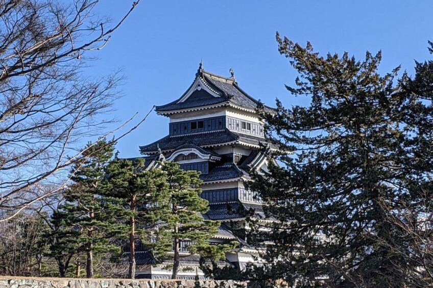 Matsumoto Castle Tour and Sake Tasting 1