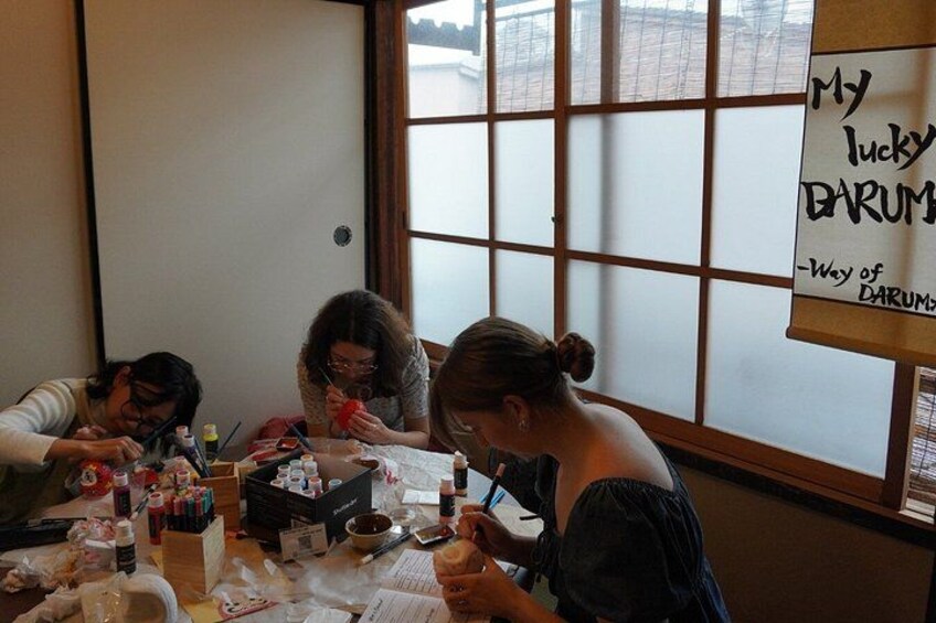 Kyoto Daruma Art Experience – Paint Your Identity 2