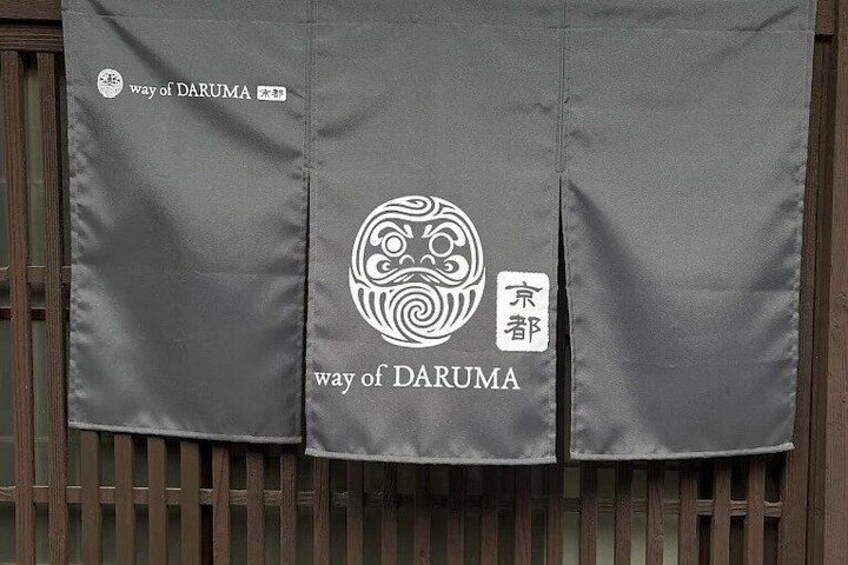 Kyoto Daruma Art Experience – Paint Your Identity 4