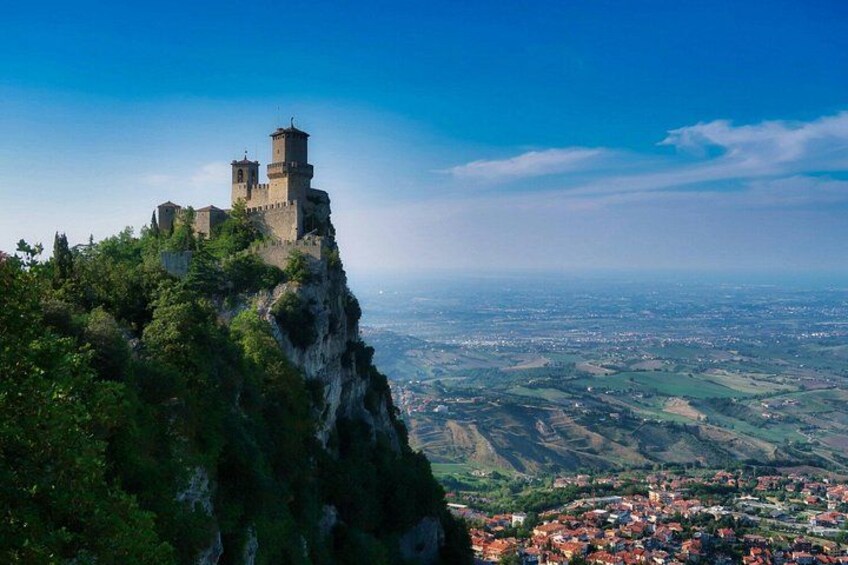SAN MARINO - Private Day Tour from Ravenna 1