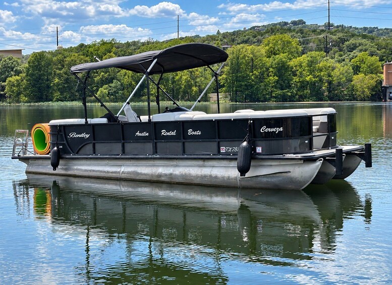 Picture 4 for Activity Sunset Boat Tour of Lake Austin Per Person 4