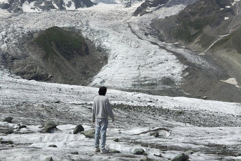 Rakaposhi Base Camp Trek and Hunza Valley 8 Days Adventure 2