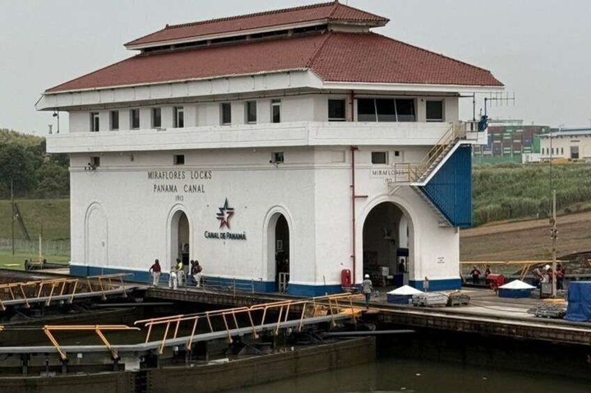 Panama Your Way Private Canal Experience 5