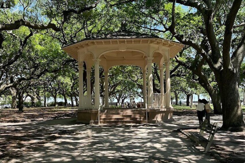 Charleston's Ultimate 3 Self Guided Walking Tours Bundle 2