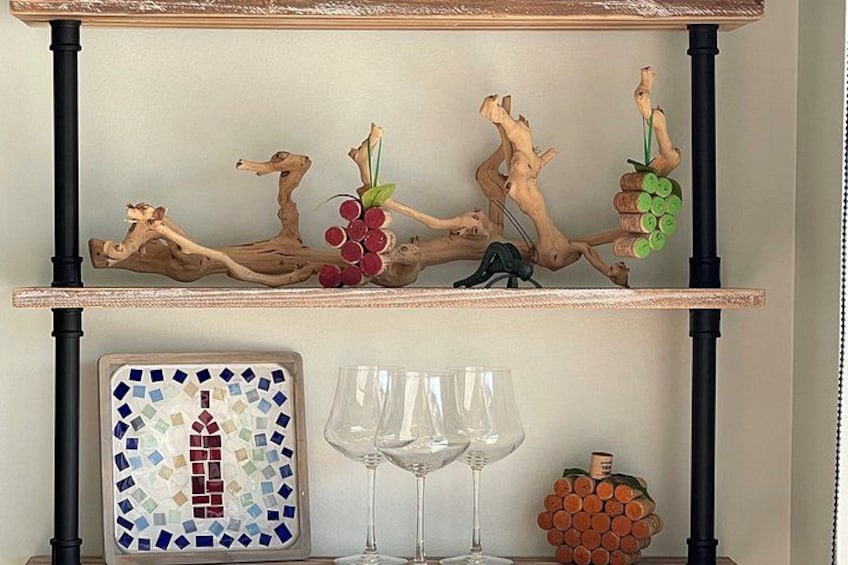 Wine Tasting and Craft Experience in Laguna Beach 2