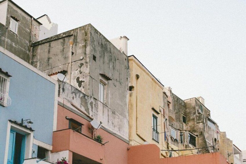 Tour in Procida with Lunch on Board and Colors of Corricella 5